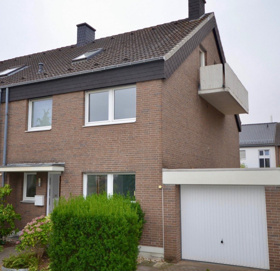 Vorderansicht Einfamilienhaus Euskirchen